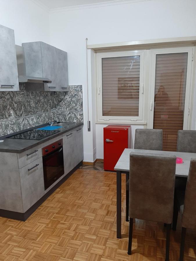 Appartamento Alecatia 2 Róma Kültér fotó